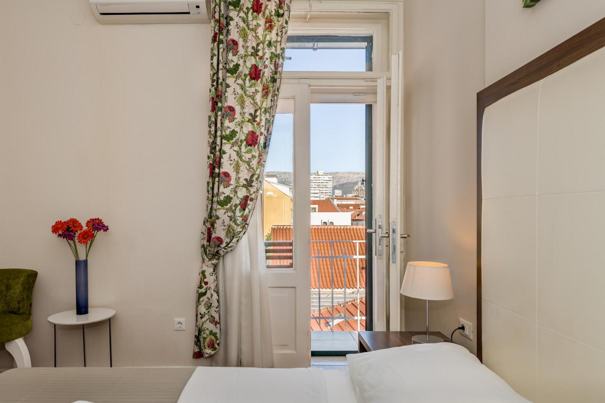 Bastion Luxury Rooms Сплит Экстерьер фото